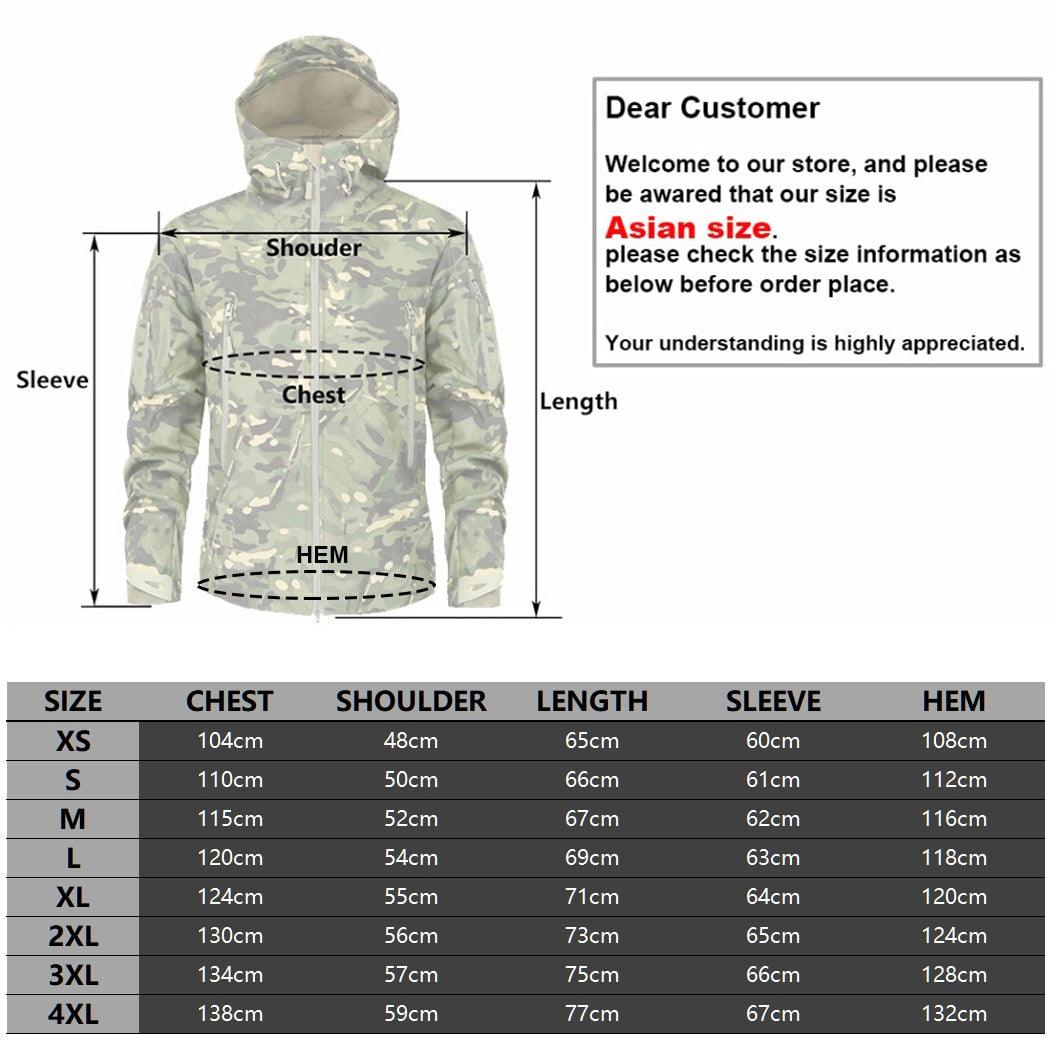 Men's Lightweight Green Camouflage Outdoor Jacket