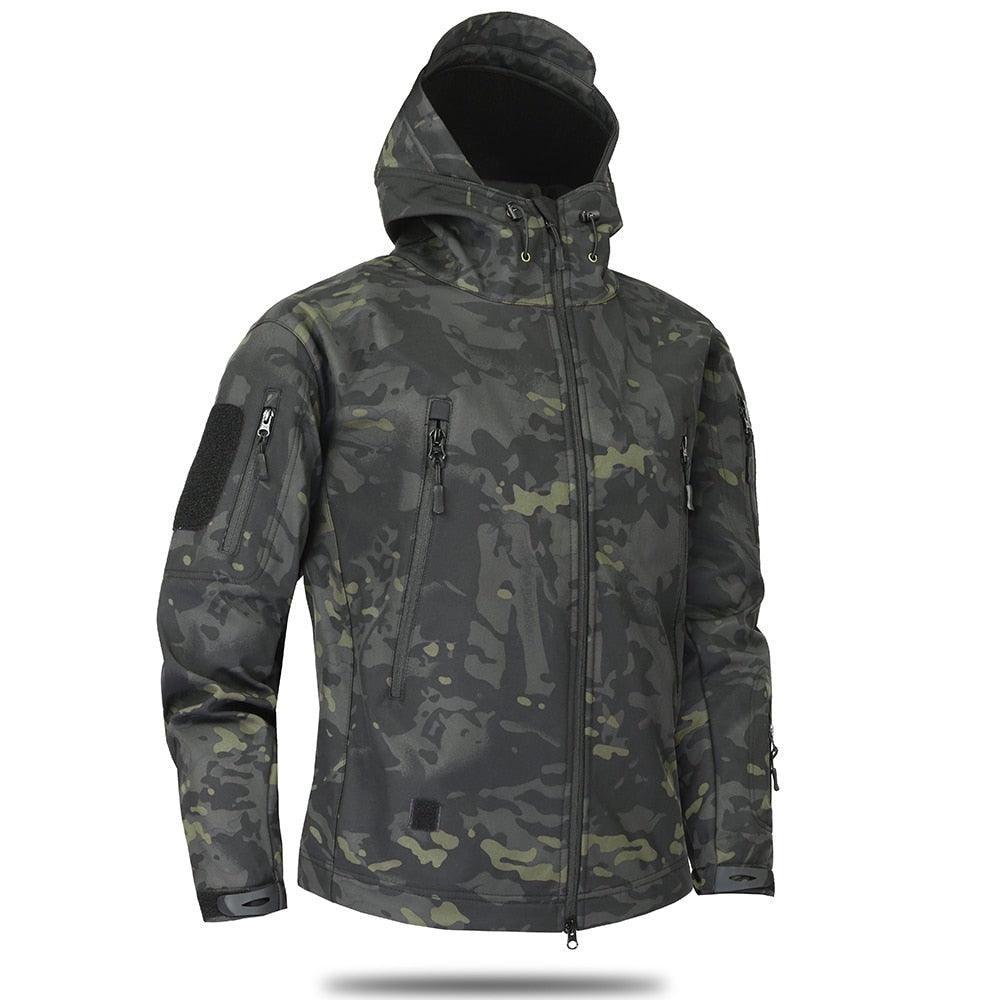 Men's Lightweight Green Camouflage Outdoor Jacket