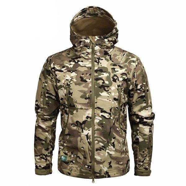 Men's Lightweight Green Camouflage Outdoor Jacket