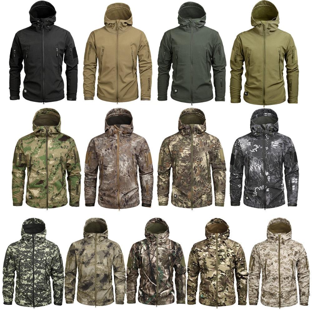 Men's Lightweight Green Camouflage Outdoor Jacket